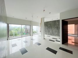 3 Schlafzimmer Wohnung zu verkaufen im Replay Residence & Pool Villa, Bo Phut