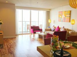 2 Bedroom Apartment for rent at Urbana Langsuan, Lumphini