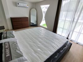 3 Schlafzimmer Haus zu verkaufen im Bann Parichart, Chalong