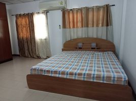 2 Bedroom Townhouse for rent in Pak Nam, Mueang Samut Prakan, Pak Nam