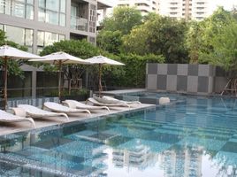 1 Bedroom Condo for rent at Via Botani, Khlong Tan Nuea