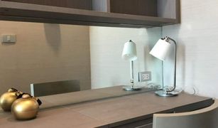 1 Bedroom Condo for sale in Si Lom, Bangkok The Diplomat Sathorn