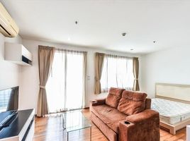 Studio Condo for rent at Villa Sathorn, Khlong Ton Sai