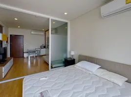 1 Schlafzimmer Wohnung zu verkaufen im Le Luk Condominium, Phra Khanong Nuea, Watthana