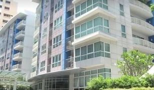 1 Schlafzimmer Wohnung zu verkaufen in Khlong Tan Nuea, Bangkok Avenue 61