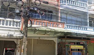 2 Schlafzimmern Shophaus zu verkaufen in Na Kluea, Pattaya 