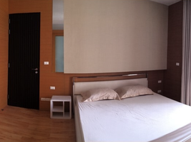 3 Schlafzimmer Wohnung zu vermieten im Citi Smart Condominium, Khlong Toei