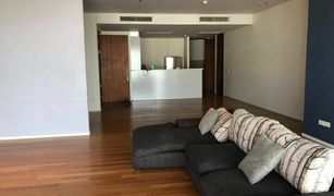 3 Bedrooms Condo for sale in Khlong Toei, Bangkok The Lakes