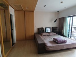 Studio Apartment for rent at Noble Remix, Khlong Tan