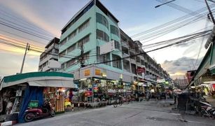 N/A Whole Building for sale in Dokmai, Bangkok 