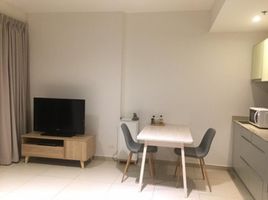 1 Bedroom Apartment for sale at The Lofts Ekkamai, Phra Khanong, Khlong Toei, Bangkok, Thailand