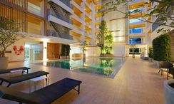 Photo 1 of the Communal Pool at Raya Sukhumvit Bangkok