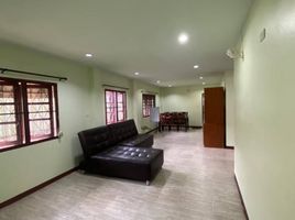 5 Schlafzimmer Villa zu vermieten in Chiang Mai, Nong Pa Khrang, Mueang Chiang Mai, Chiang Mai