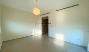 3 Bedrooms Townhouse for sale in North Village, Dubai Quortaj