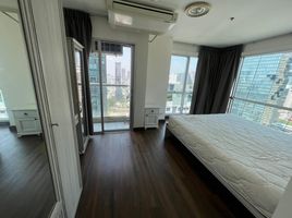 1 Bedroom Condo for rent at Silom Suite, Si Lom