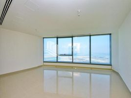 1 बेडरूम अपार्टमेंट for sale at Sky Tower, Shams Abu Dhabi