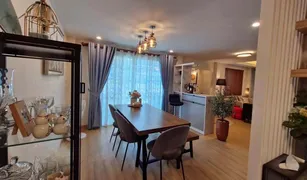 Дом, 3 спальни на продажу в Saen Saep, Бангкок Suwinthawong Housing