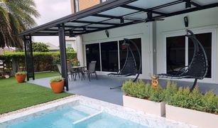 3 Bedrooms House for sale in Nong Pla Lai, Pattaya Pattaya Village