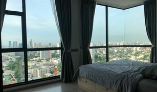 1 Bedroom Condo for sale in Khlong Tan Nuea, Bangkok Rhythm Ekkamai