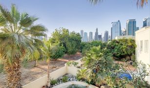 Вилла, 3 спальни на продажу в Emirates Hills Villas, Дубай Meadows 1