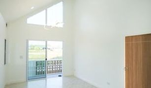 3 Bedrooms House for sale in Talat Khwan, Chiang Mai 