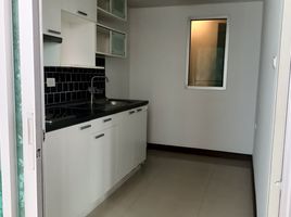 2 Schlafzimmer Wohnung zu verkaufen im The Escape, Bang Chak, Phra Khanong