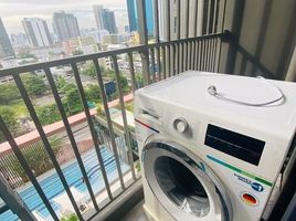 1 Schlafzimmer Appartement zu vermieten im C Ekkamai, Khlong Tan Nuea