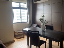 2 Bedroom Apartment for rent at Nantiruj Tower, Khlong Toei
