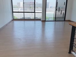 200 SqM Office for sale at Golden Biz Bangna-Kingkaew, Racha Thewa