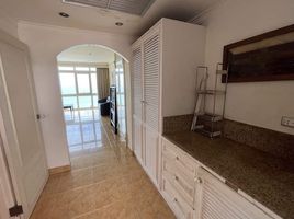 5 Schlafzimmer Appartement zu verkaufen im Andaman Beach Suites, Patong