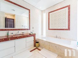 6 Schlafzimmer Villa zu verkaufen im Water Villas, Nurai Island