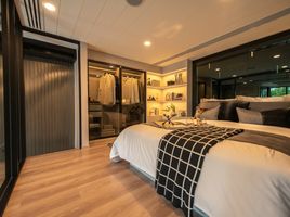 1 Schlafzimmer Appartement zu verkaufen im KnightsBridge Space Sukhumvit-Rama 4, Phra Khanong, Khlong Toei