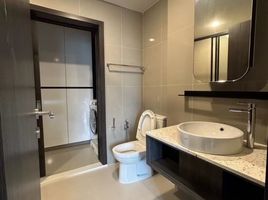 1 Bedroom Condo for rent at XT Huaikhwang, Din Daeng, Din Daeng