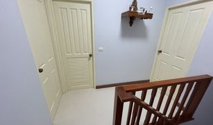 2 Bedrooms Townhouse for sale in Mahasawat, Nonthaburi Ban Dream Home