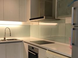 3 спален Кондо в аренду в Bright Sukhumvit 24, Khlong Tan