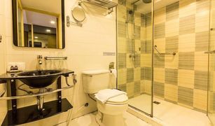 28 Bedrooms Hotel for sale in Khlong Toei Nuea, Bangkok 