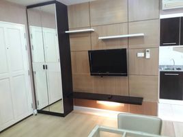 1 Schlafzimmer Appartement zu vermieten im Zenith Place at Huay Kwang, Huai Khwang, Huai Khwang