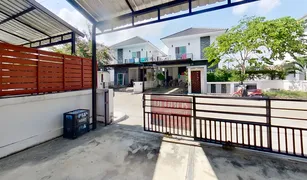 3 Schlafzimmern Haus zu verkaufen in Ban Waen, Chiang Mai Eresma Villa