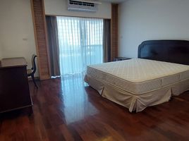 2 Bedroom Apartment for rent at Esmeralda Apartments, Thung Mahamek