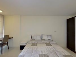 Studio Apartment for rent at Plus 67, Phra Khanong Nuea