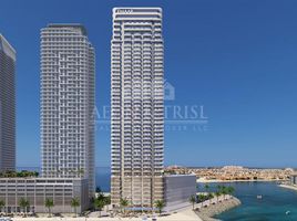 1 बेडरूम अपार्टमेंट for sale at Marina Vista, EMAAR Beachfront