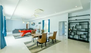 3 Bedrooms Villa for sale in Wang Phong, Hua Hin 