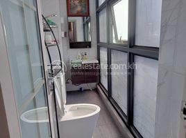 1 Schlafzimmer Wohnung zu vermieten im 1 Bedroom Condo, center of Toul Kork, Tuek Thla