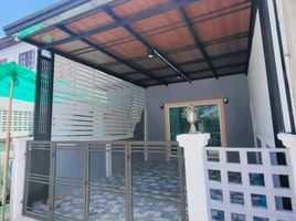 2 Bedroom Townhouse for sale at Chatpairin Village, Lat Lum Kaeo