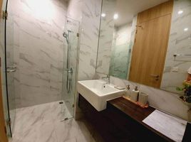 1 Bedroom Condo for sale at Noble BE19, Khlong Toei Nuea