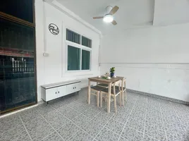 2 Bedroom Townhouse for sale in Little Walk Pattaya, Nong Prue, Nong Prue