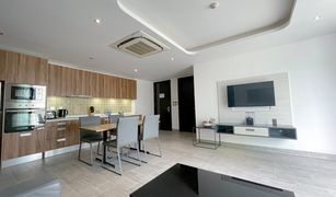 2 Bedrooms Condo for sale in Patong, Phuket Absolute Twin Sands III