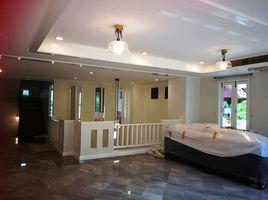 4 Schlafzimmer Reihenhaus zu vermieten im Villa 49, Khlong Tan Nuea, Watthana