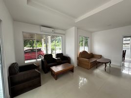 4 Schlafzimmer Villa zu vermieten im Sinthana Village, San Phranet, San Sai, Chiang Mai