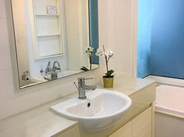 1 Bedroom Condo for rent at Siri Residence , Khlong Tan